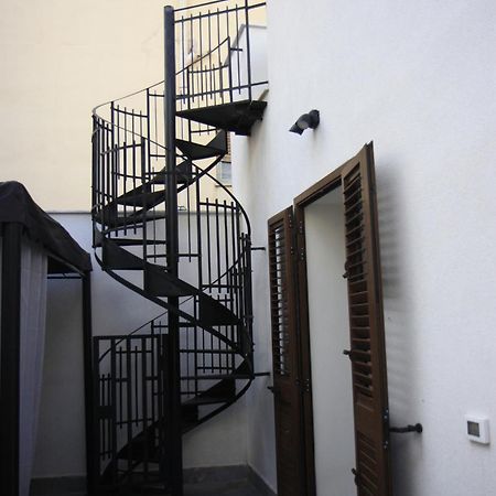 Zisas Palermo Exterior foto