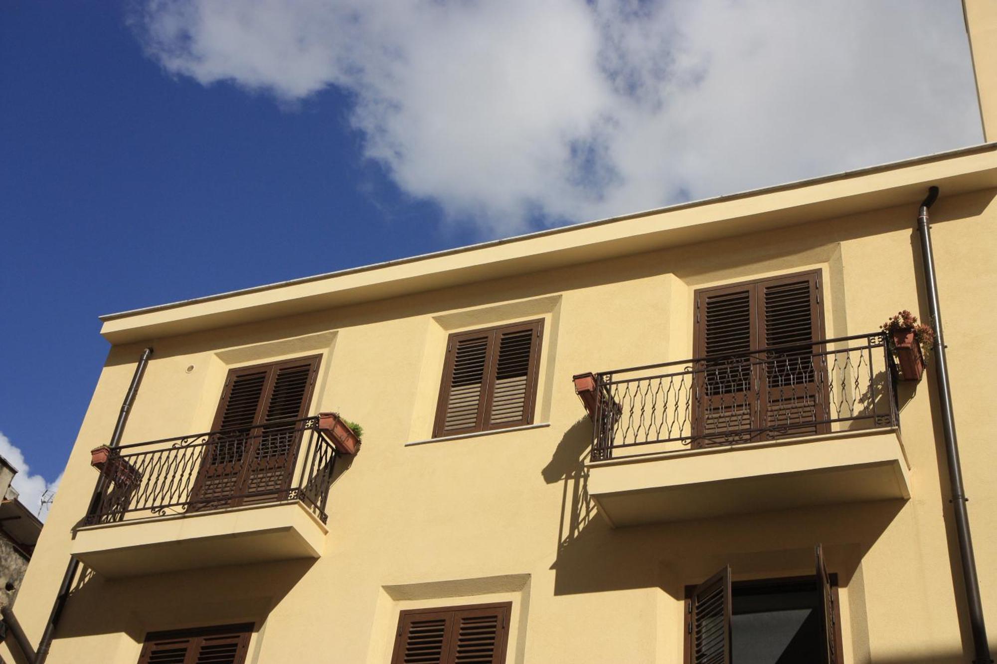 Zisas Palermo Exterior foto